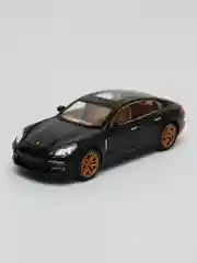 Черный металлическая машинка 1:24 Porsche 1900-13