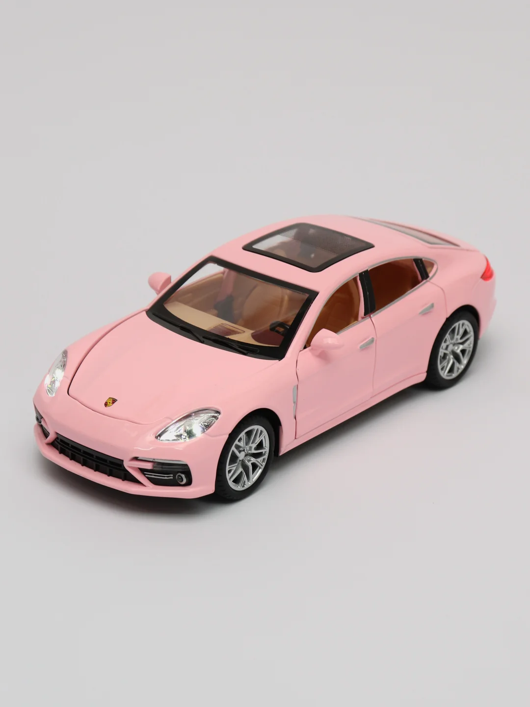 Розовый металлическая машинка 1:24 Porsche 1900-13