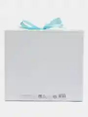 Голубой коробка подарочная новогодняя с ленточкой. 20*18*5 см