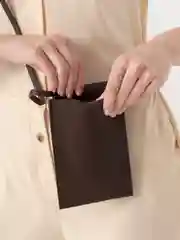 Коричневый сумка через плечо