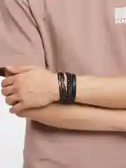 Кожаный мужской браслет