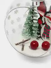 Алый елочная игрушка