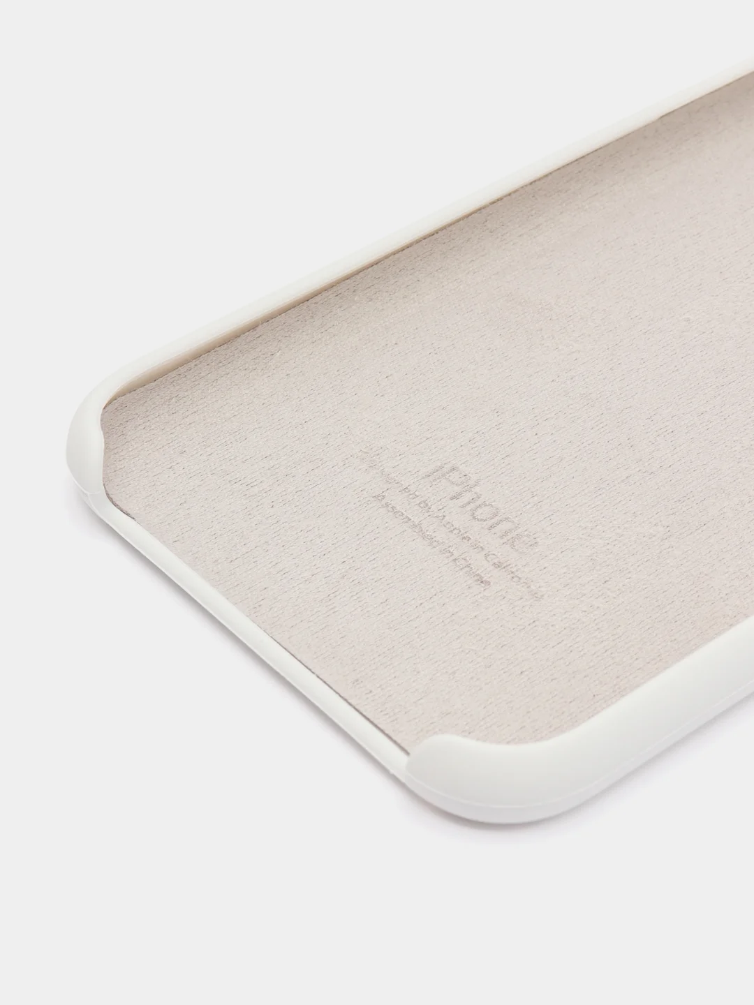 Белый чехол Silicone Case для iPhone XR, с открытым низом
