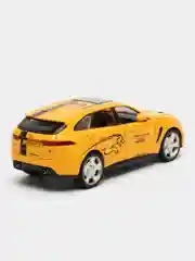 Желтый металлическая инерционная машинка JAGUAR F-PACE TROPHY, зеленый, масштаб 1:24, 20 см
