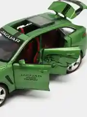 Зеленый металлическая инерционная машинка JAGUAR F-PACE TROPHY, зеленый, масштаб 1:24, 20 см