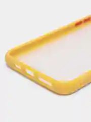 Желтый чехол для Apple iPhone 11 Pro Max