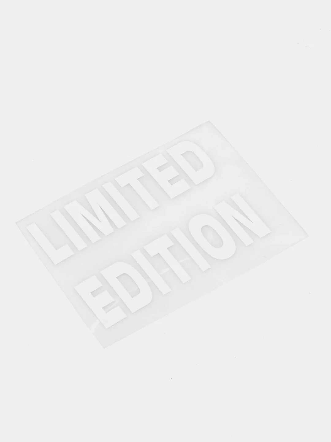 Белый термотрансфер Limited Edition