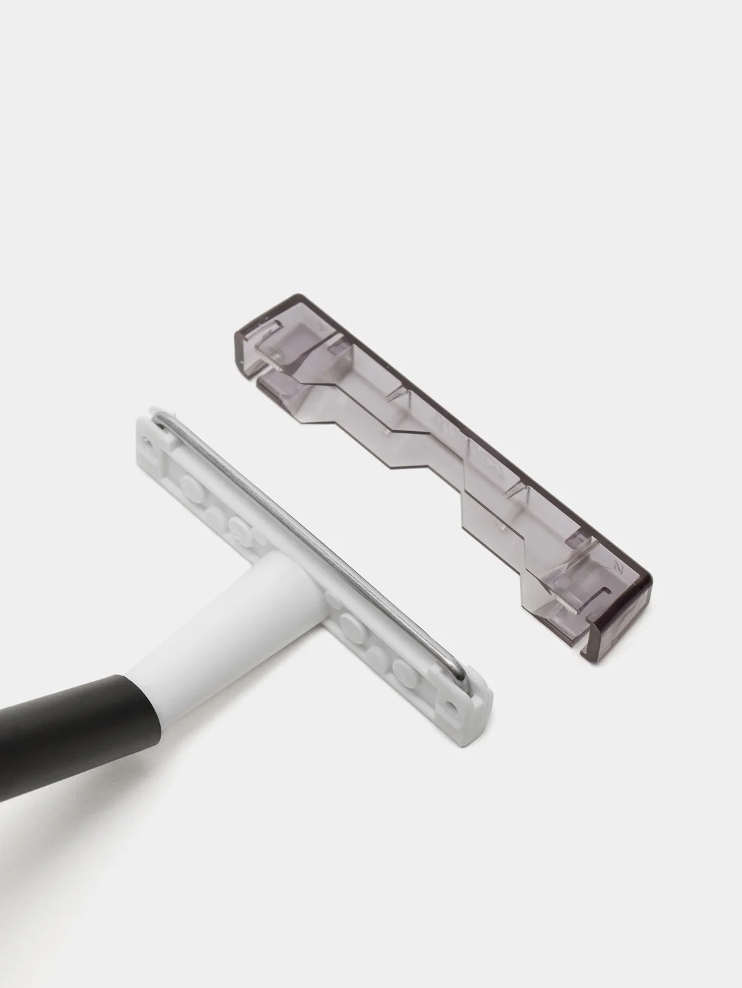 Станок одноразовый Bic Metall, 1 штука
