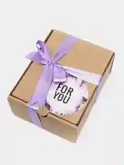 Желтый подарочный набор уходовой косметики "Beauty Box"