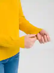 Горчичный свитер женский, вязанный, с высоким воротом