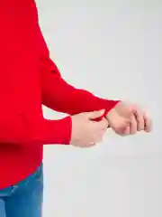 Красный свитер женский, вязанный, с высоким воротом