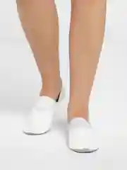Белый чешки.чешки детские