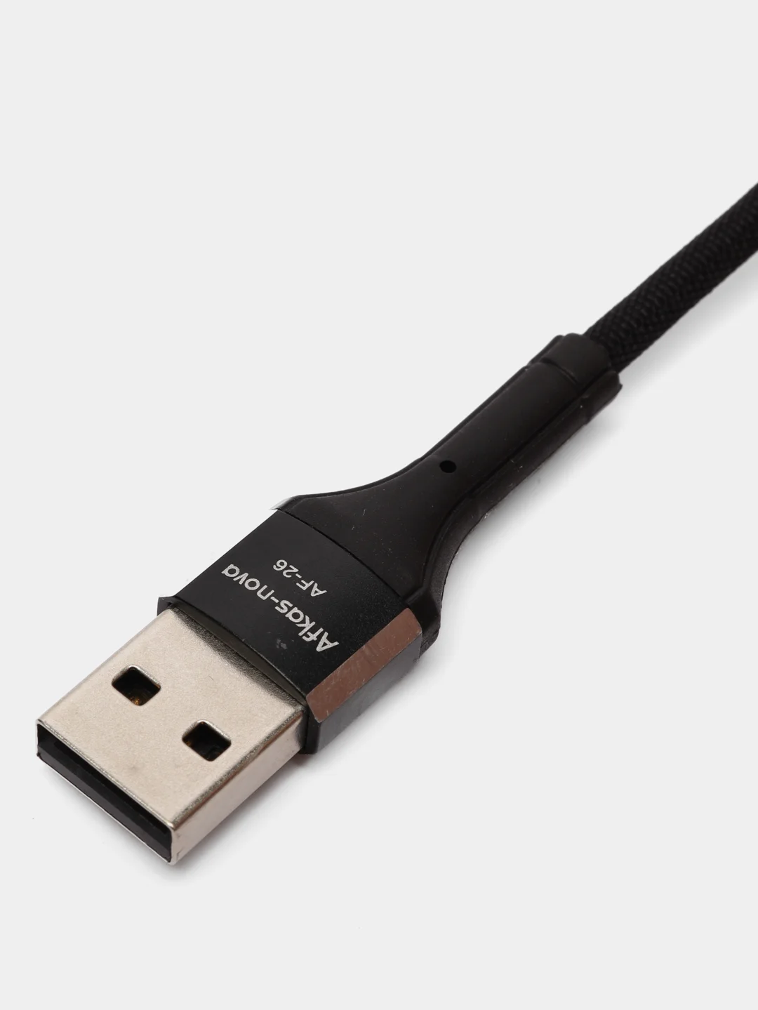Черный кабель для зарядки и передачи данных Micro-USB
