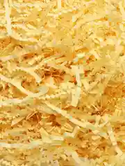 Желтый наполнитель бумажный для коробок, 50грамм. гофрированный.