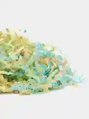 Салатовый наполнитель бумажный для коробок, 50грамм. гофрированный.