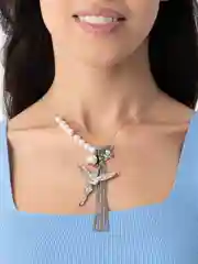 Белый цепочка