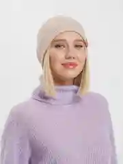 Бежевый шапка женская