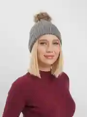 Серый шапка с помпоном