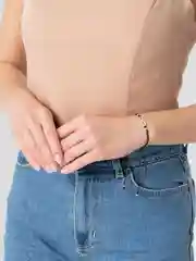 Горчичный браслет, красная нить