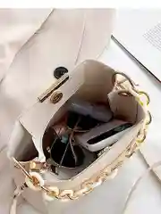 Базовая женская сумка кроссбоди