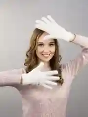 Белый перчатки LERAY СКАЗКА женские, подростковые, с ангорой, однотонные