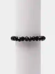 Черный кольцо из бусин