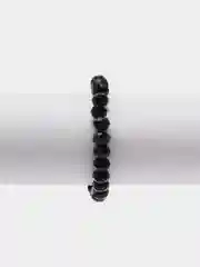Черный кольцо из бусин