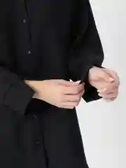 Черный рубашка