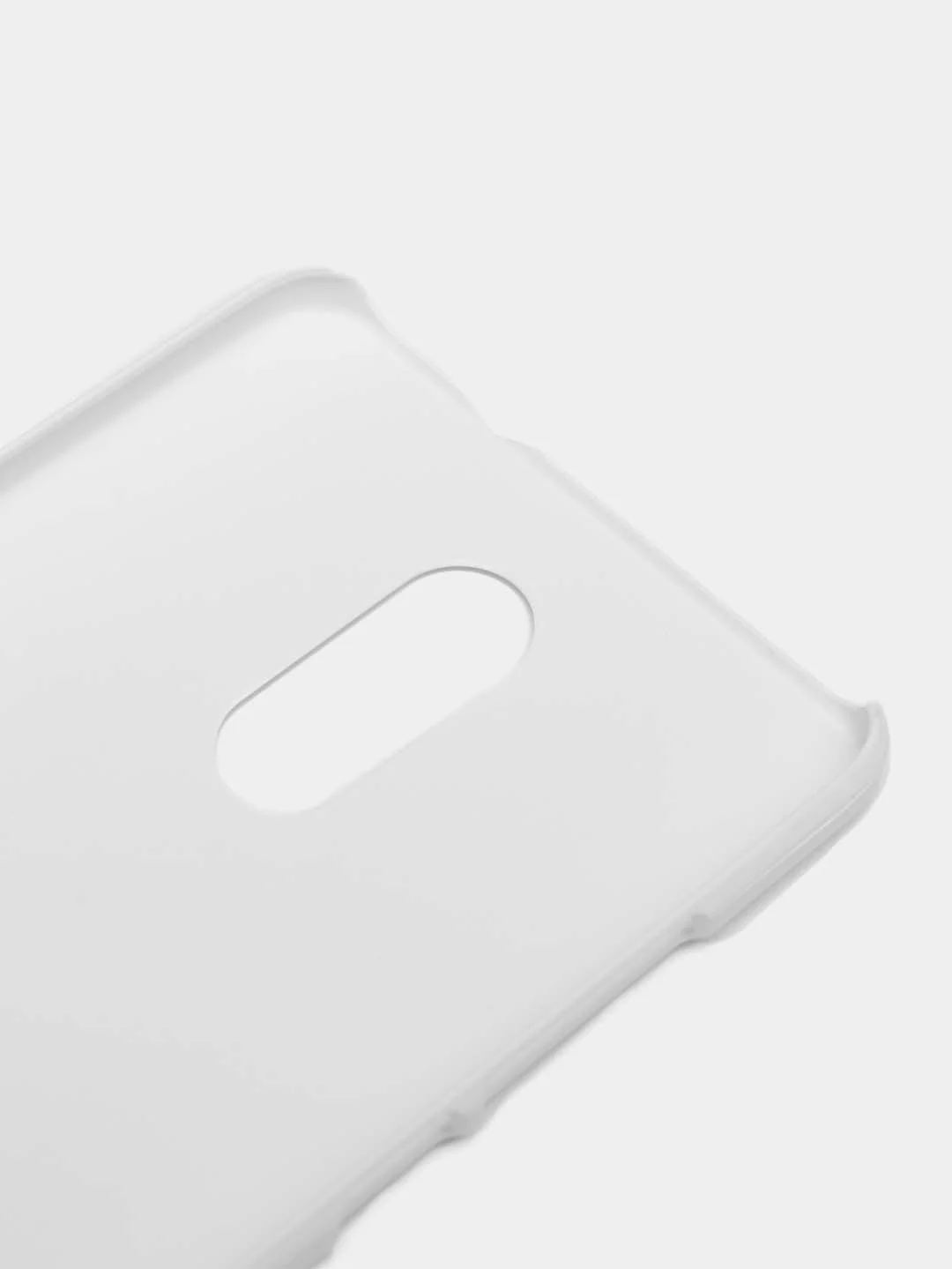 Чехол для Xiaomi Redmi Pro, белый, пластиковый