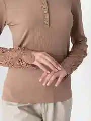 Светло-коричневый базовый женский джемпер LaFemme