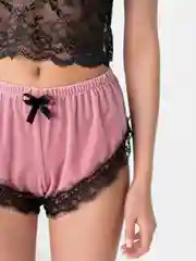 Розовый пижама женская: топ ажурный и шорты велюр