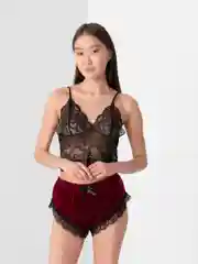 Бордовый пижама женская: топ ажурный и шорты велюр