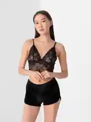 Угольный пижама женская: топ ажурный и шорты велюр