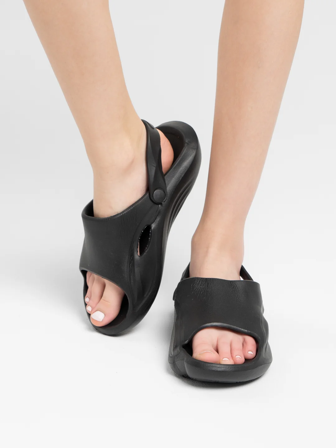 Черный сабо женские, сандалии  IZI, размеры 36-41