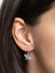 Серебряный серьги Бабочки металлические на кольце