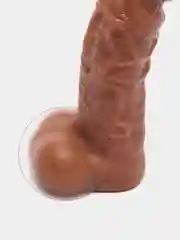Реалистичный фаллоимитатор