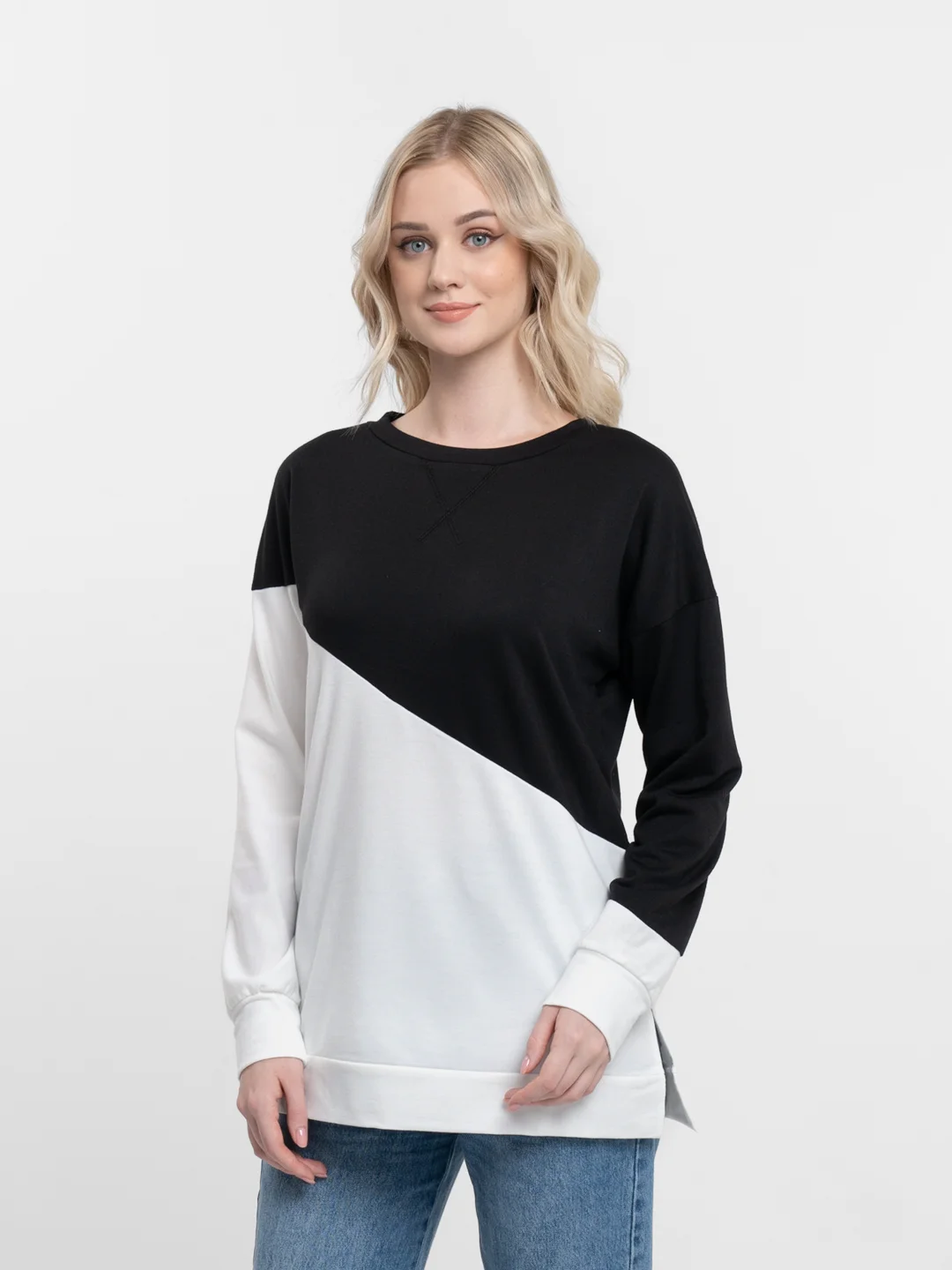 Черный свитшот LaFemme
