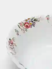 Салатник Millimi "Дарина", опаловое стекло, 23 см