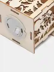 Желтый новогодняя елочная игрушка со светом