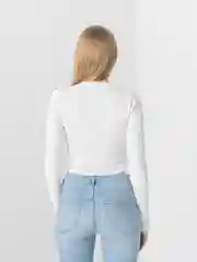 Белый топ с длинными рукавами, укороченный