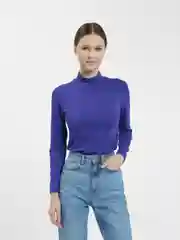 Фиолетовый водолазка
