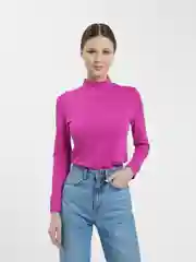 Вишнёвый водолазка