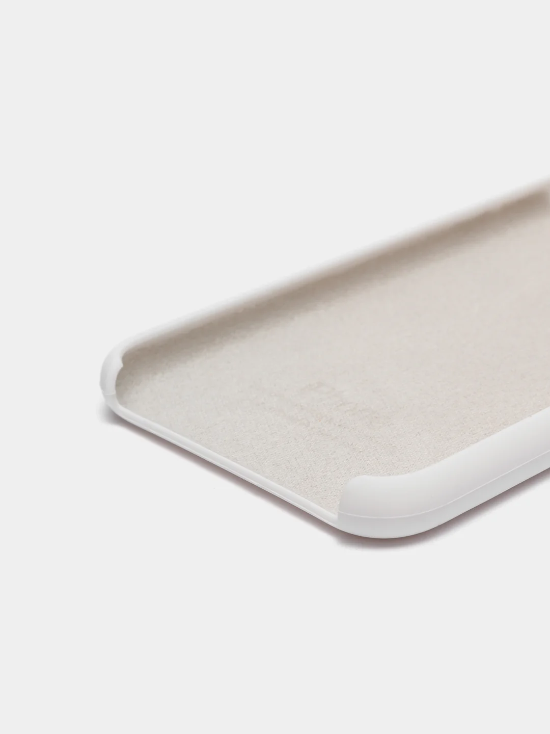 Белый чехол Silicone Case для iPhone 7, 8, SE 2020, с открытым низом