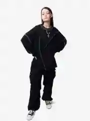 Oversized свитшот с крупными швами  наружу, черный
