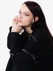 Oversized свитшот с крупными швами  наружу, черный