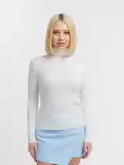 Белый водолазка женская