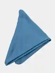 Голубой платок шелковый на шею