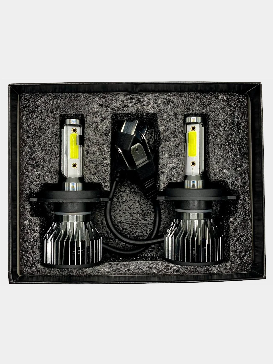 Светодиодные LED лампы Laser V6 цоколь: H7 /H11 /H8 /H4 /HB3 /HB4