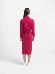 Фуксия костюм с юбкой
