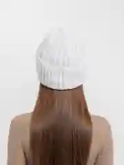 Розовый женская шапка